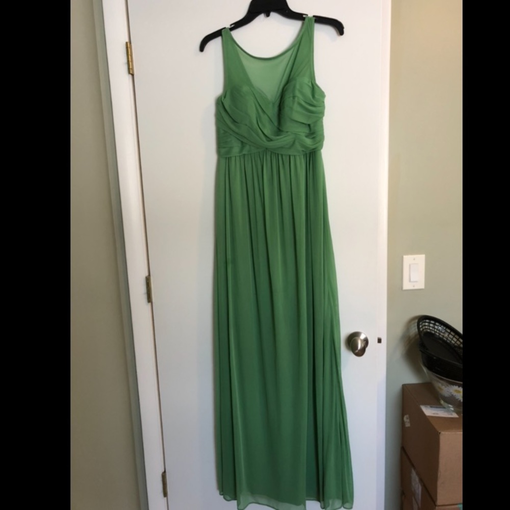 David’s Bridal: Long Mesh Dress in Clover Green - Picture 3 of 7